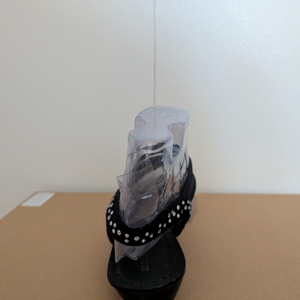 Madden Girl Black Sequin Sandals - Picture 3 of 11